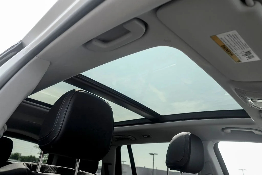New 2026 Polar White Mercedes-Benz GLS 450 image 26