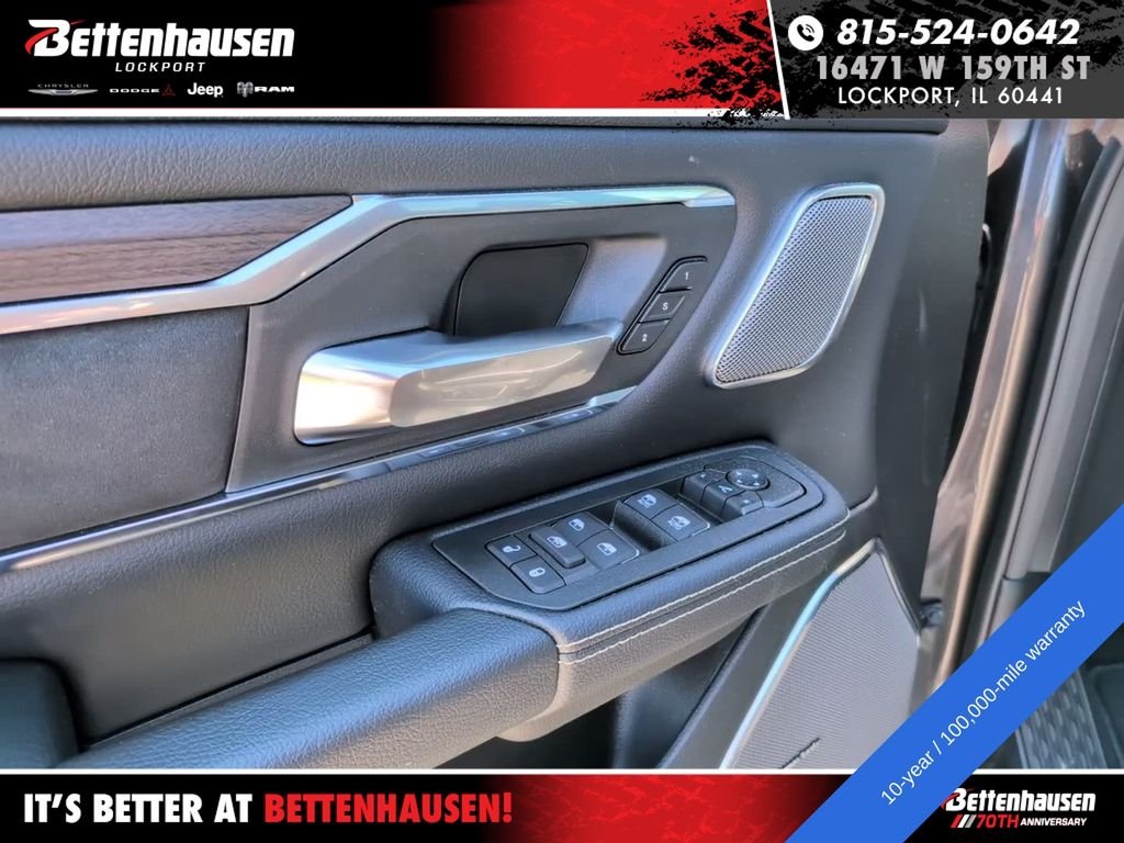 New 2026 Granite Crystal Metallic Clear-Coat Exterior Paint RAM LARAMIE image 16