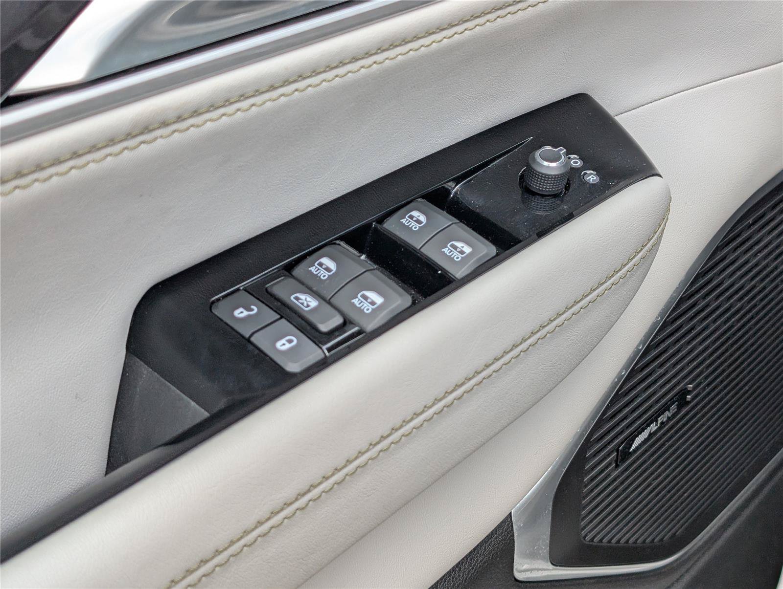 2024 Jeep Wagoneer Series I - Photo 16