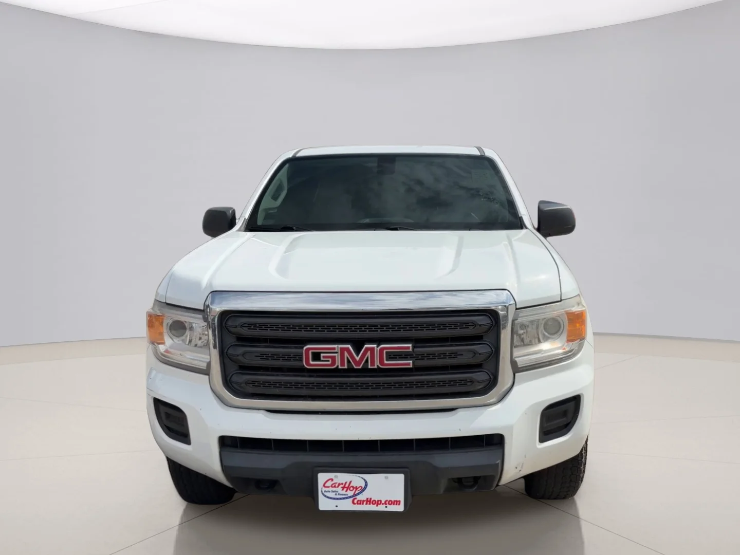 Used 2018 White Gmc BASE image 8