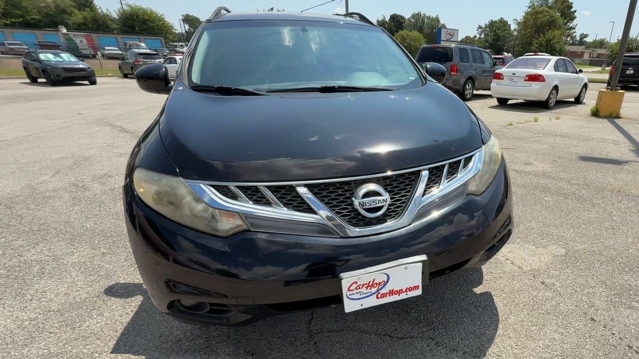 2014 Nissan Murano SV photo 2