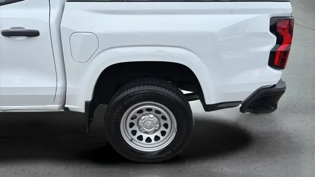 Used 2023 Summit White Chevrolet WT image 33