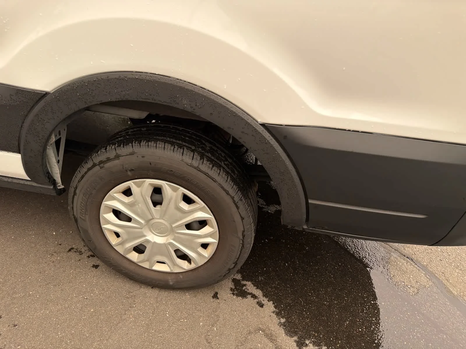 Used 2023 Oxford White Ford XLT image 16