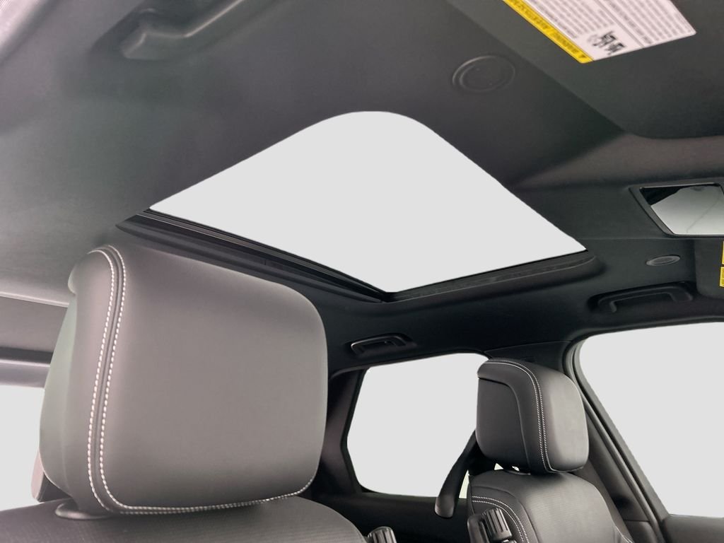 2025 Land Rover Discovery S - Photo 17