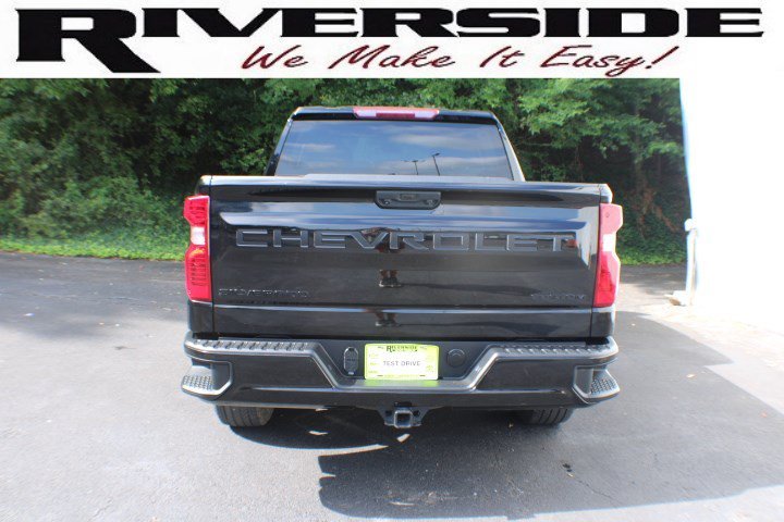 Used 2024 Black Chevrolet Custom image 15