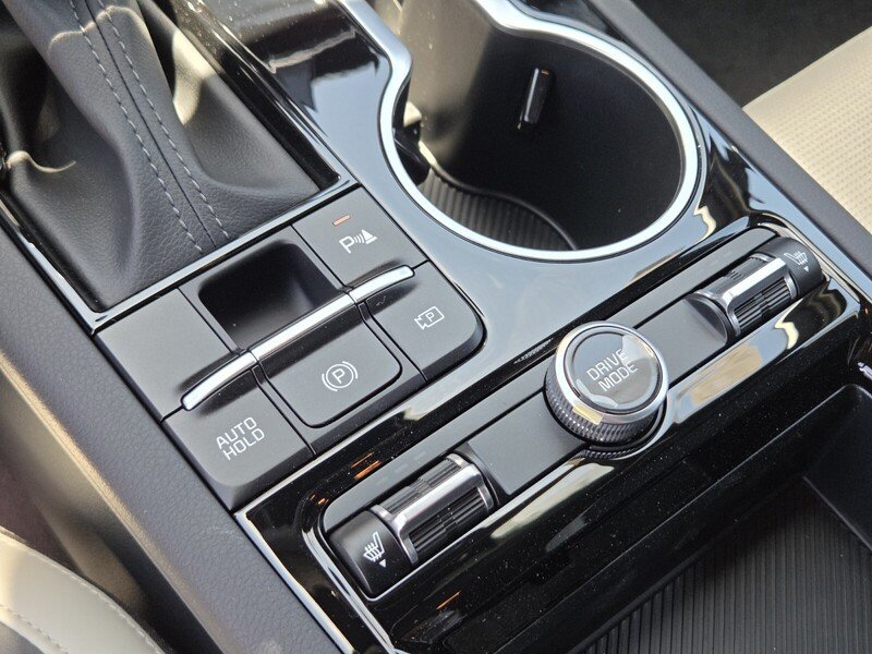 New 2026 Snow White Pearl Kia GT-Line FWD image 16