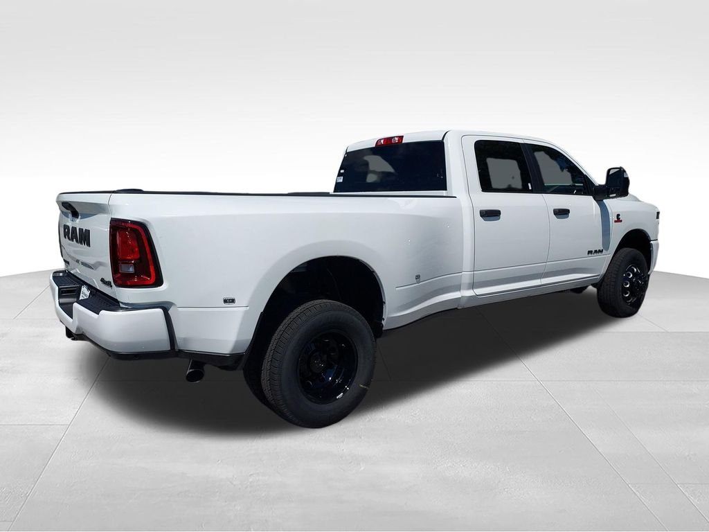 New 2027 White Ram Big Horn image 5
