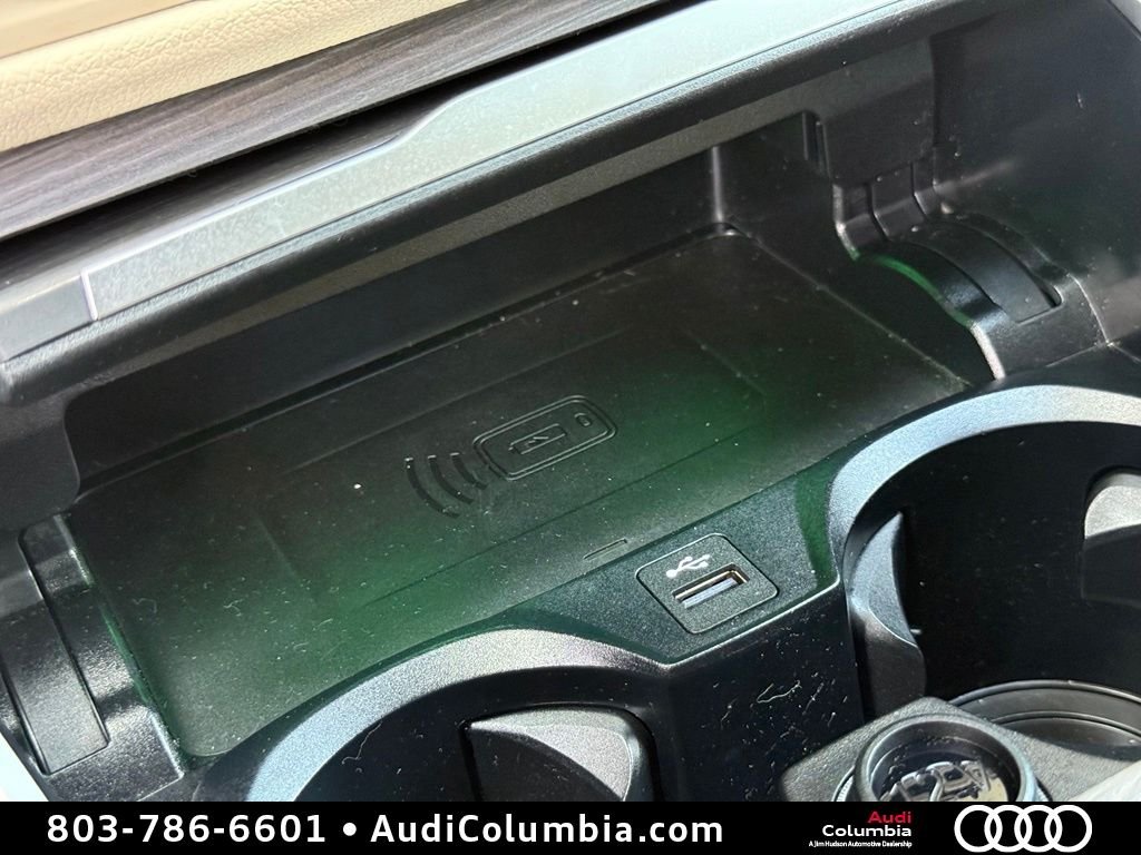 Used 2025 Green BMW eDrive40 image 32