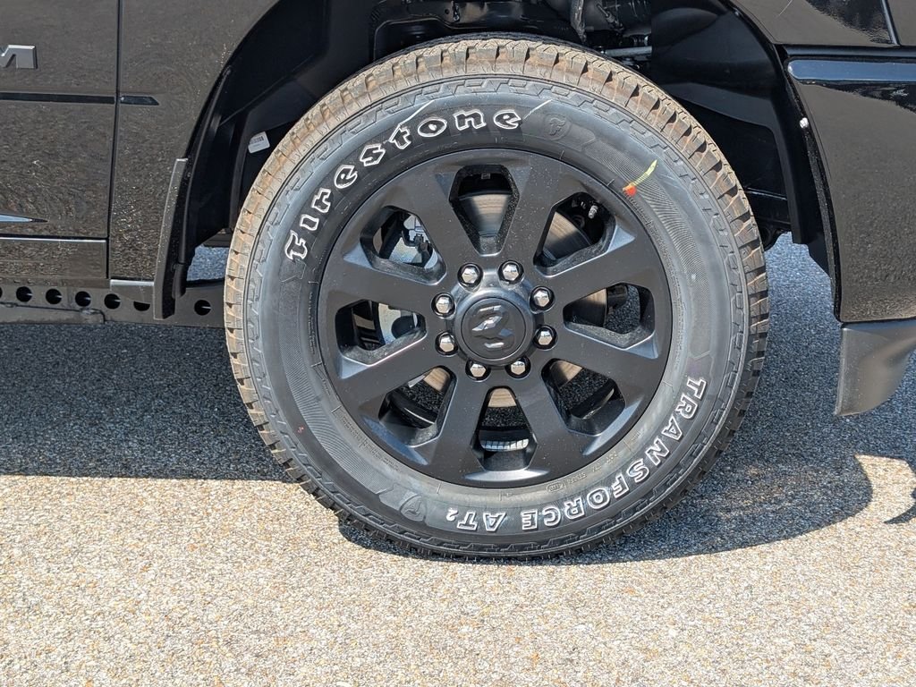 New 2026 Diamond Black Crystal Pearl-Coat Exterior Paint RAM Laramie image 6