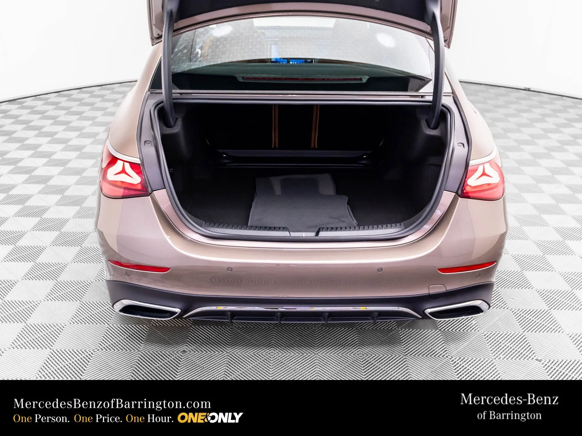 New 2026 Brown Mercedes-Benz E 350 image 36