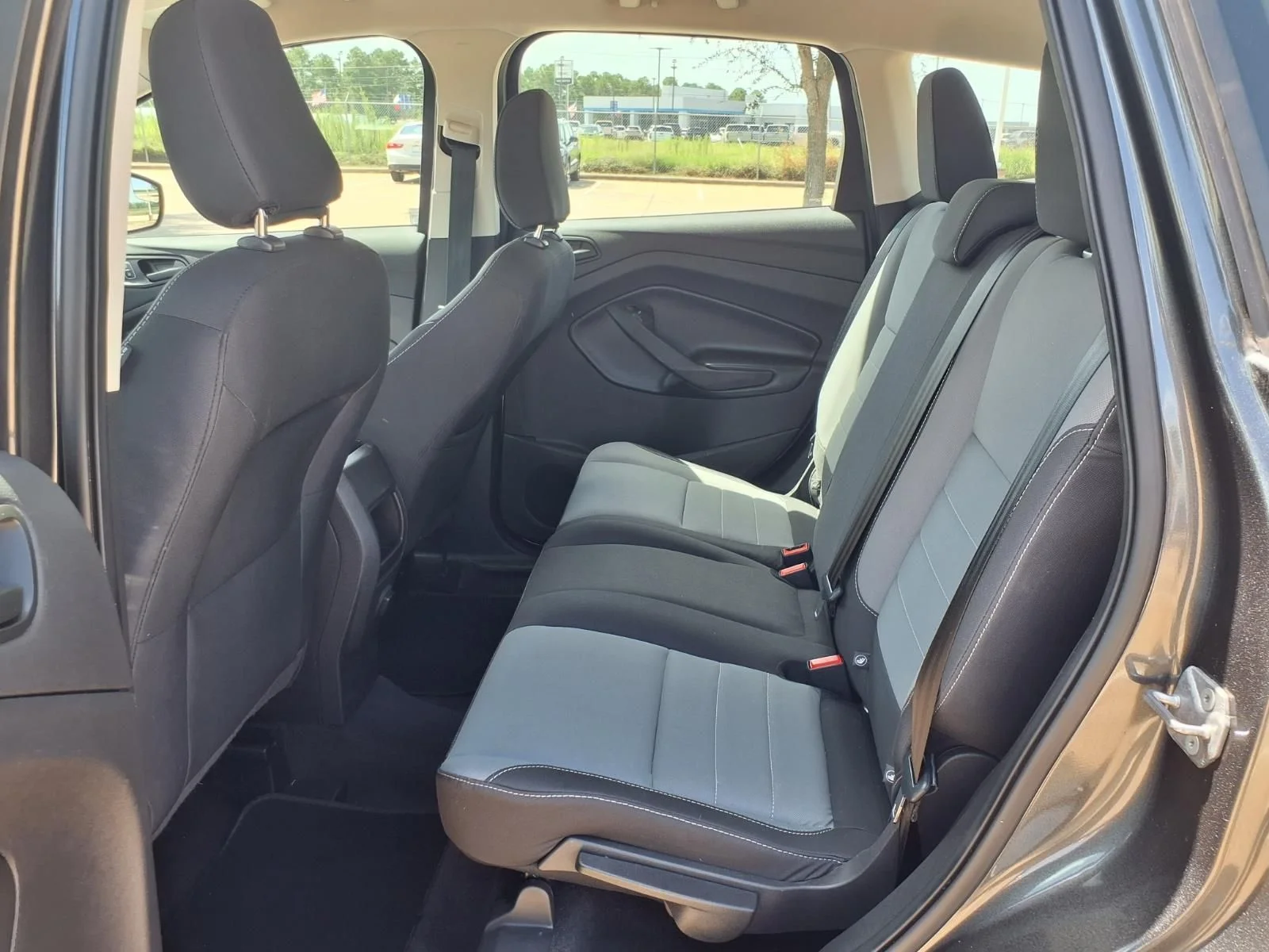 Used 2019 Gray Ford S image 11