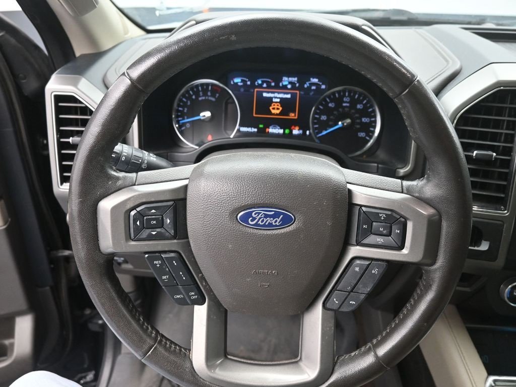 2021 Ford Expedition MAX XLT photo 2