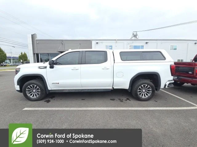 Used 2022  GMC AT4 image 6