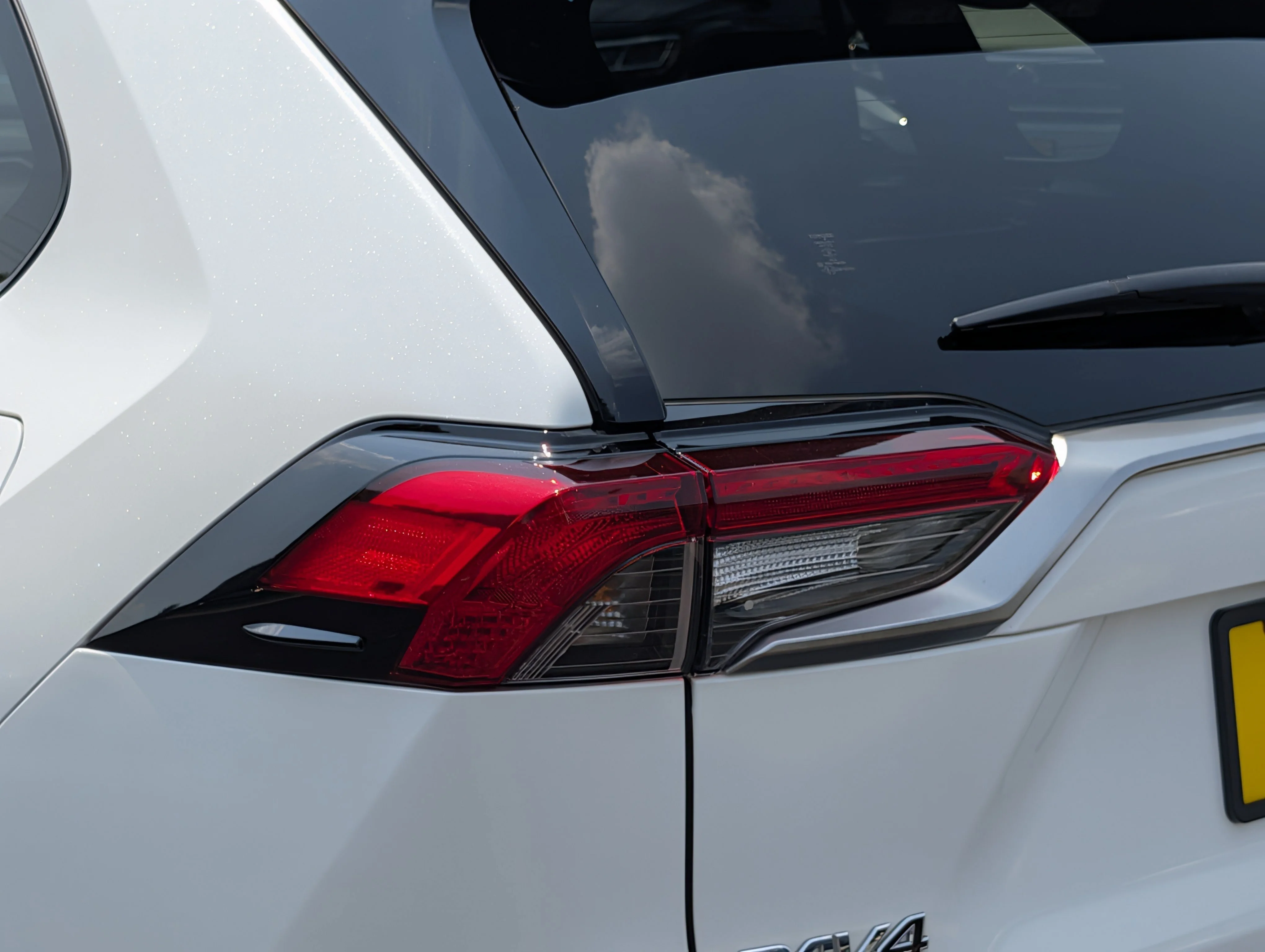 Used 2023 Wind Chill Pearl/Midnight Black Metallic Toyota XSE image 17