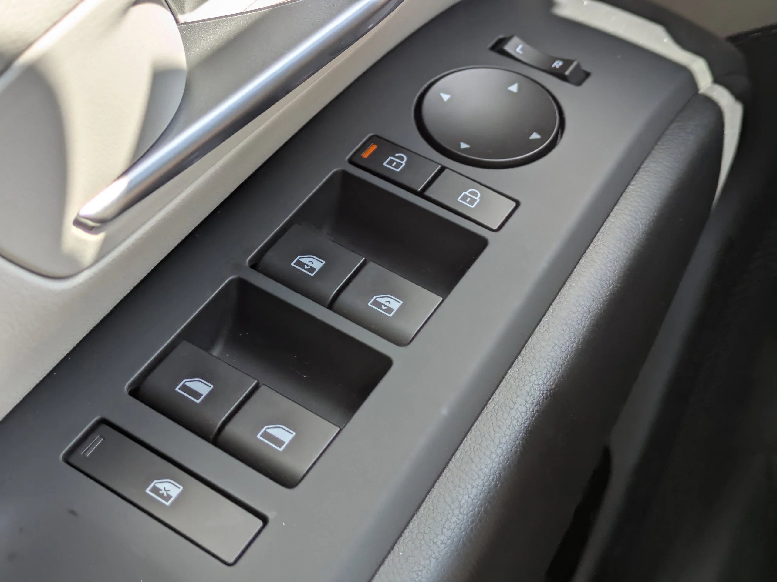 Used 2026 Rockwood Green Hyundai SEL image 16