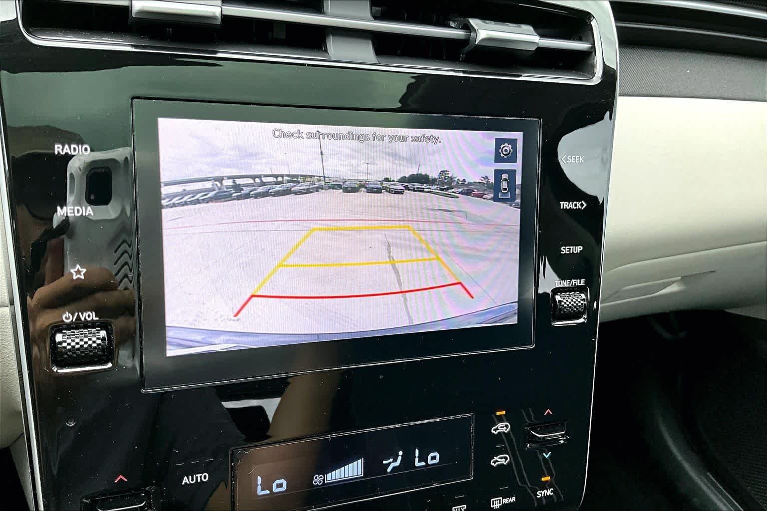 Used 2022 Phantom Black Hyundai SEL Convenience image 25
