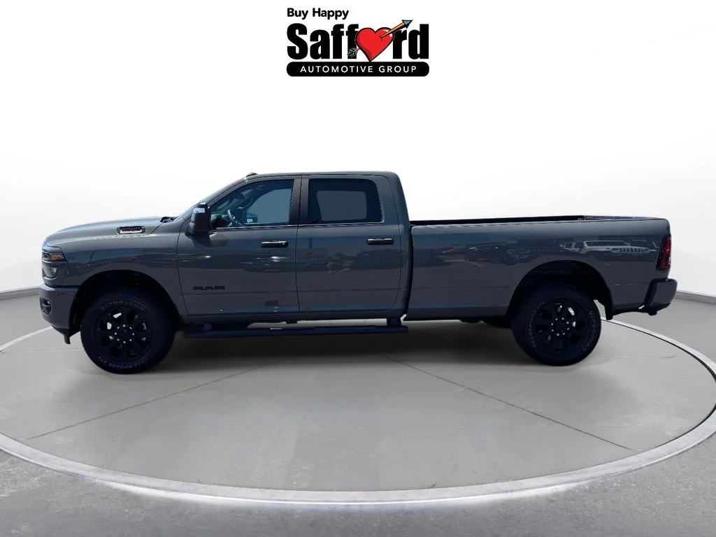 Used 2026 White Ram Big Horn image 4