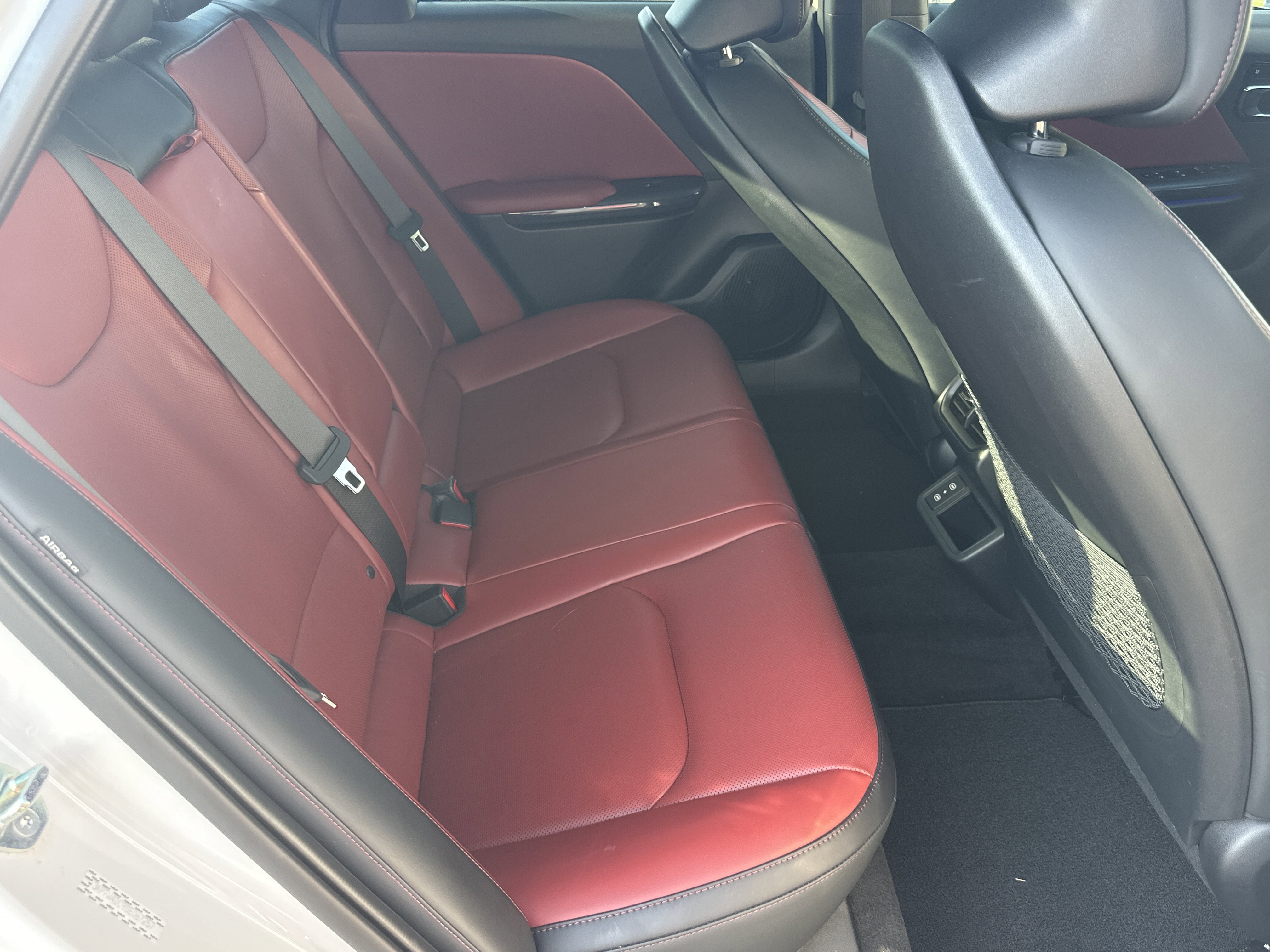 Used 2025 Snow White Pearl Kia GT-Line Turbo image 16