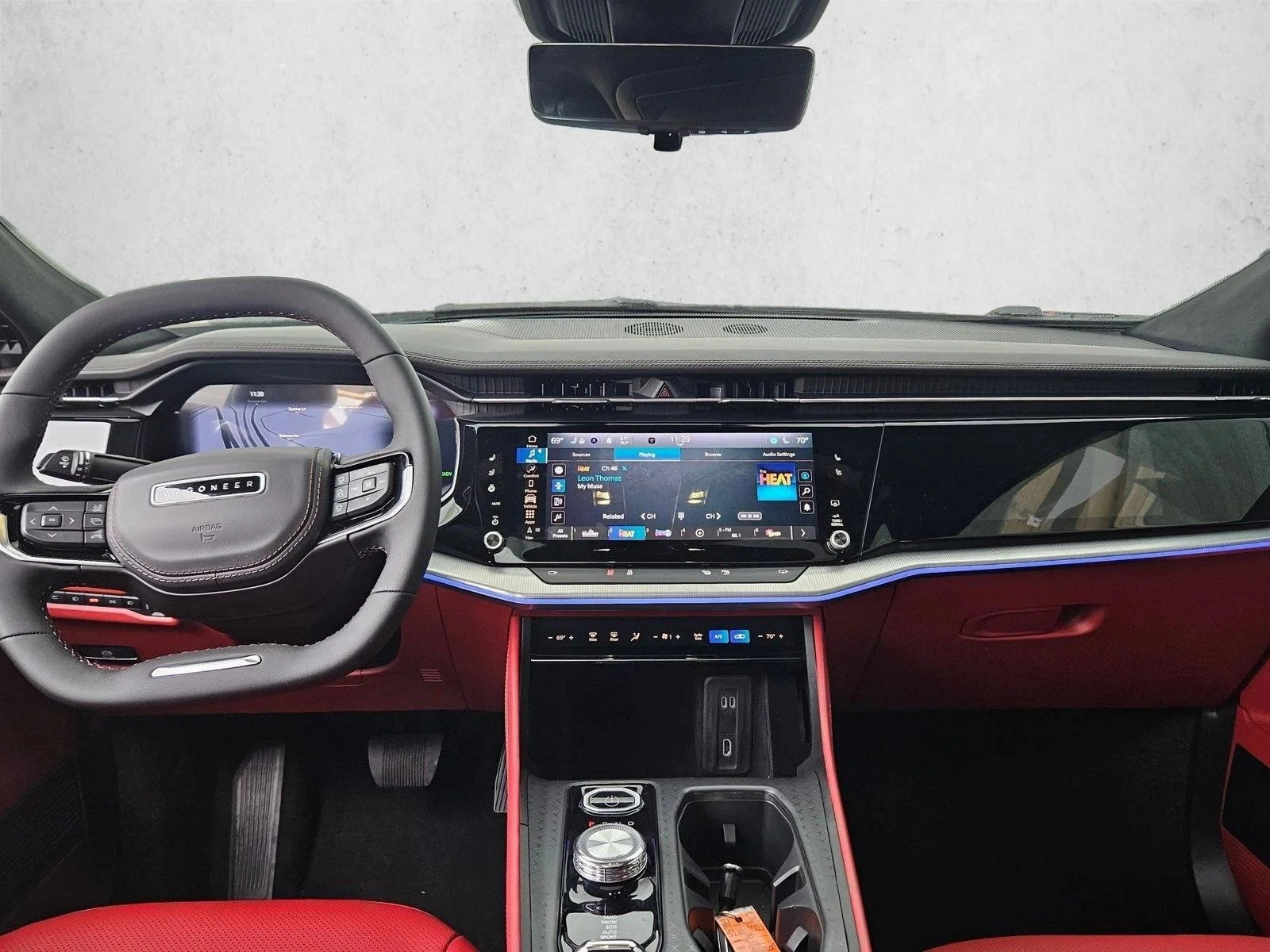 2025 Jeep Wagoneer S Launch Edition - Photo 15