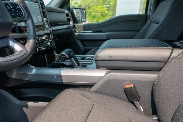 New 2026 Avalanche Ford XLT image 14