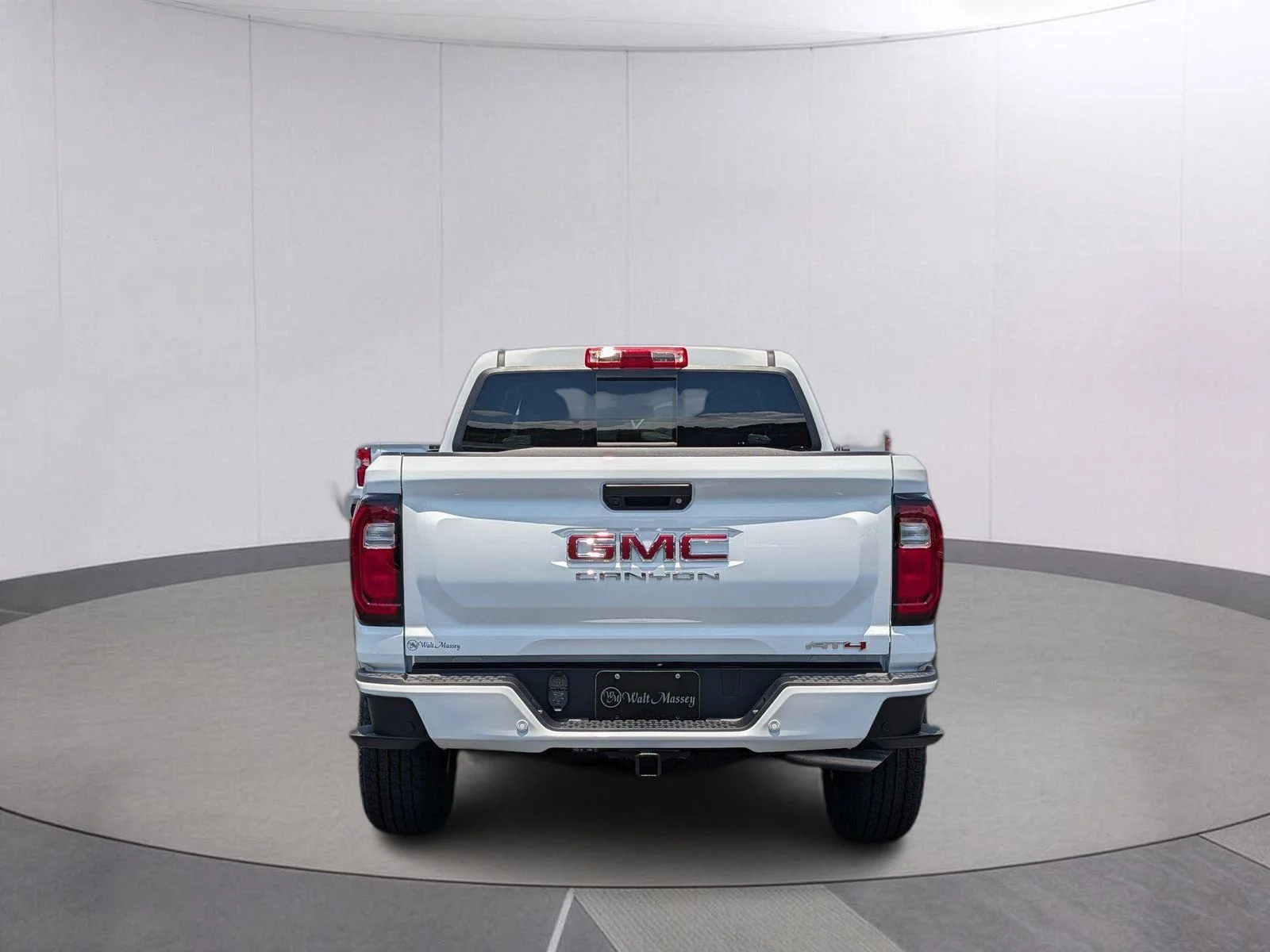 New 2026 Summit White GMC AT4 image 4