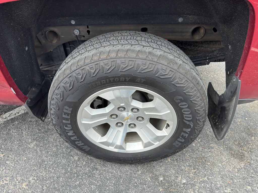 Used 2018 Cajun Red Tintcoat Chevrolet LTZ image 35
