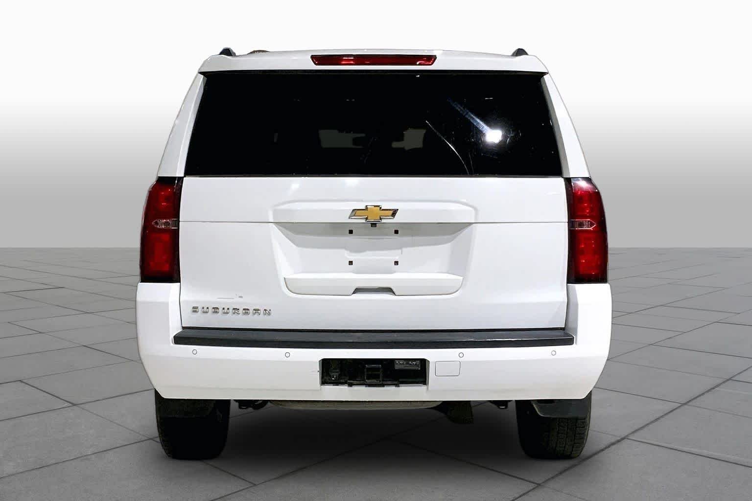 Used 2019 Summit White Chevrolet LT image 4