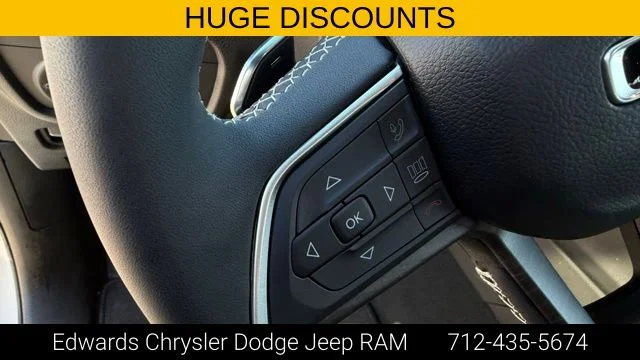New 2026 White Jeep Laredo image 18