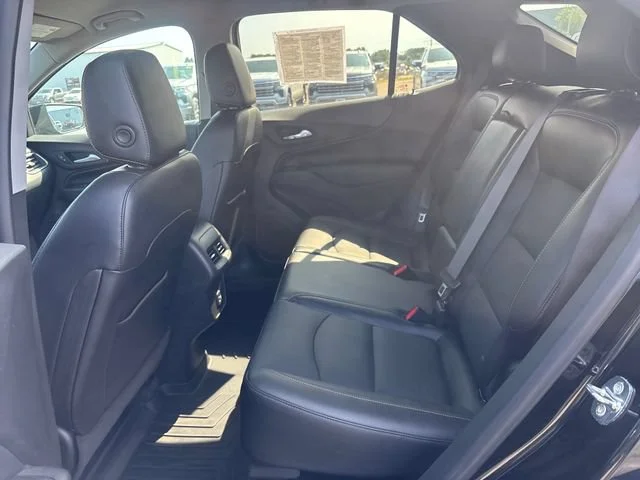 Used 2021 MOSAIC BLACK METALLIC Chevrolet LT image 28