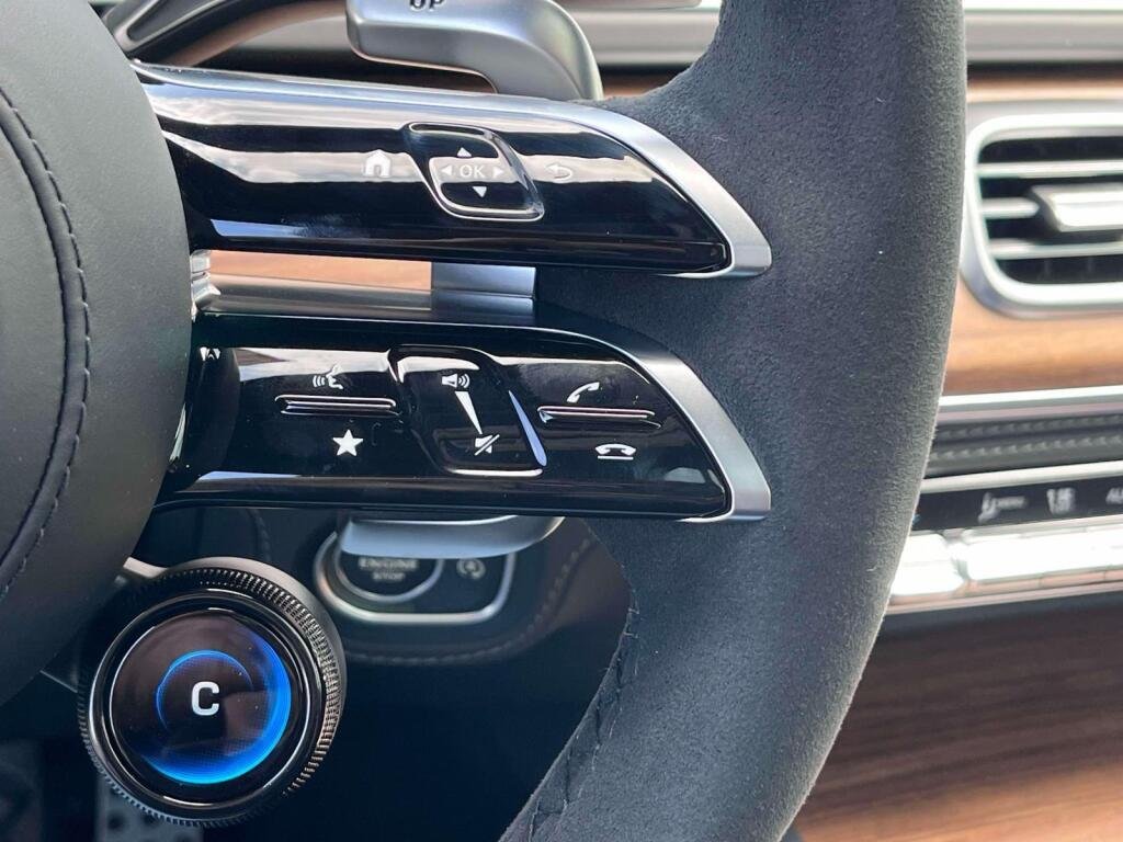 New 2026 Polar White Mercedes-Benz AMG® GLE 53 image 38