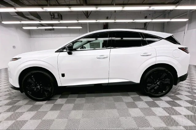 New 2027 Everest White Nissan Dark Armor image 18