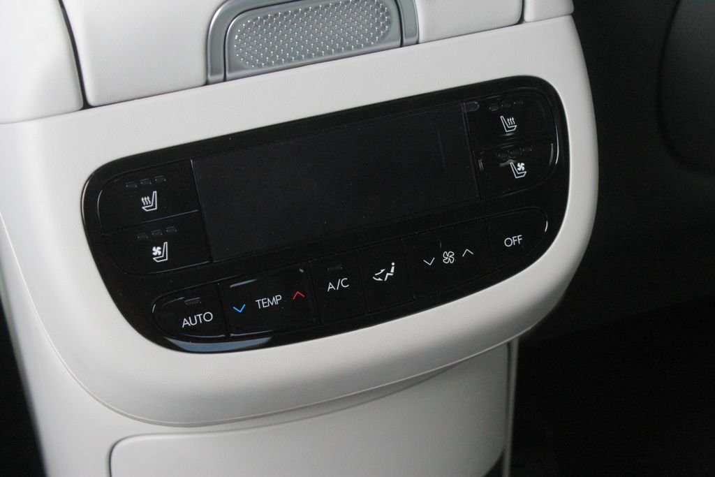 2026 Hyundai IONIQ 9 Performance Calligraphy - Photo 18