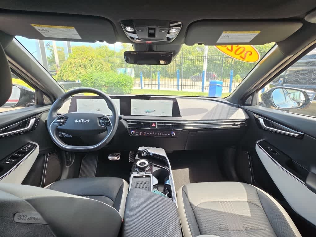 Used 2023 Black Kia GT-Line image 6