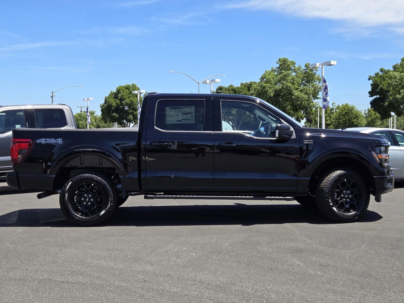 New 2026 Agate Black Metallic Ford XLT image 3