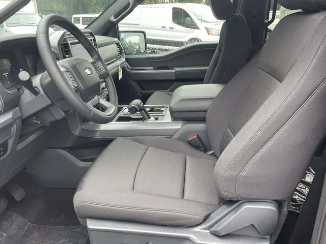 New 2026 Ruby Red Metallic Tinted Clearcoat Ford XLT image 11