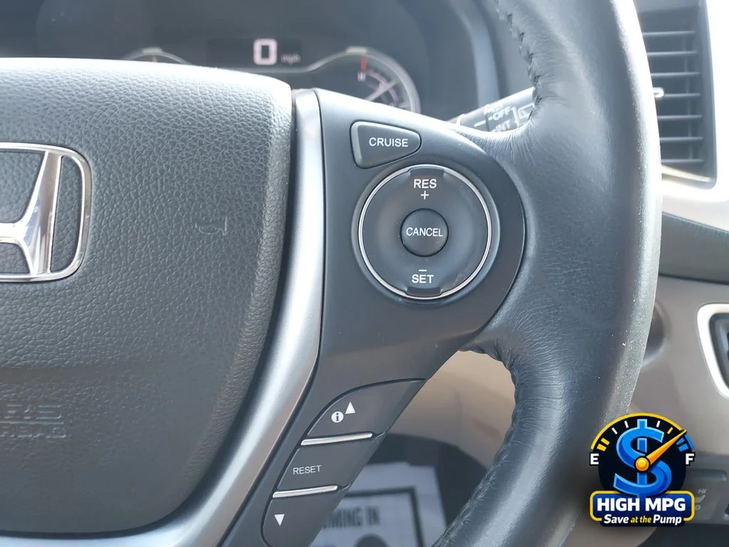 2017 Honda Pilot EX-L - Photo 16