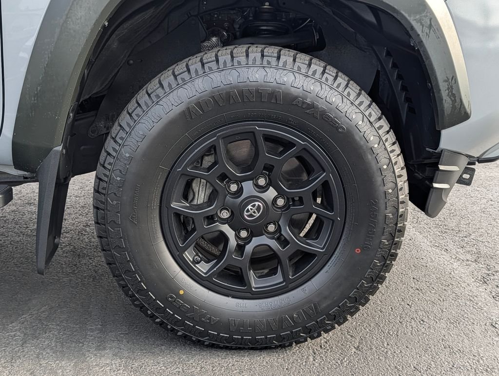 2020 Toyota Tacoma SR5 - Photo 8