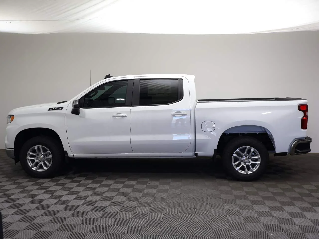 New 2026 Summit White Chevrolet LT image 26