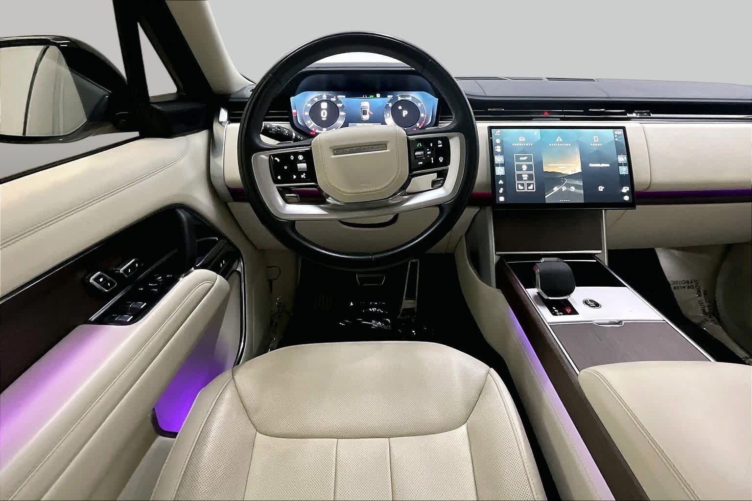Pre-Owned 2024 Land Rover Range Rover SE