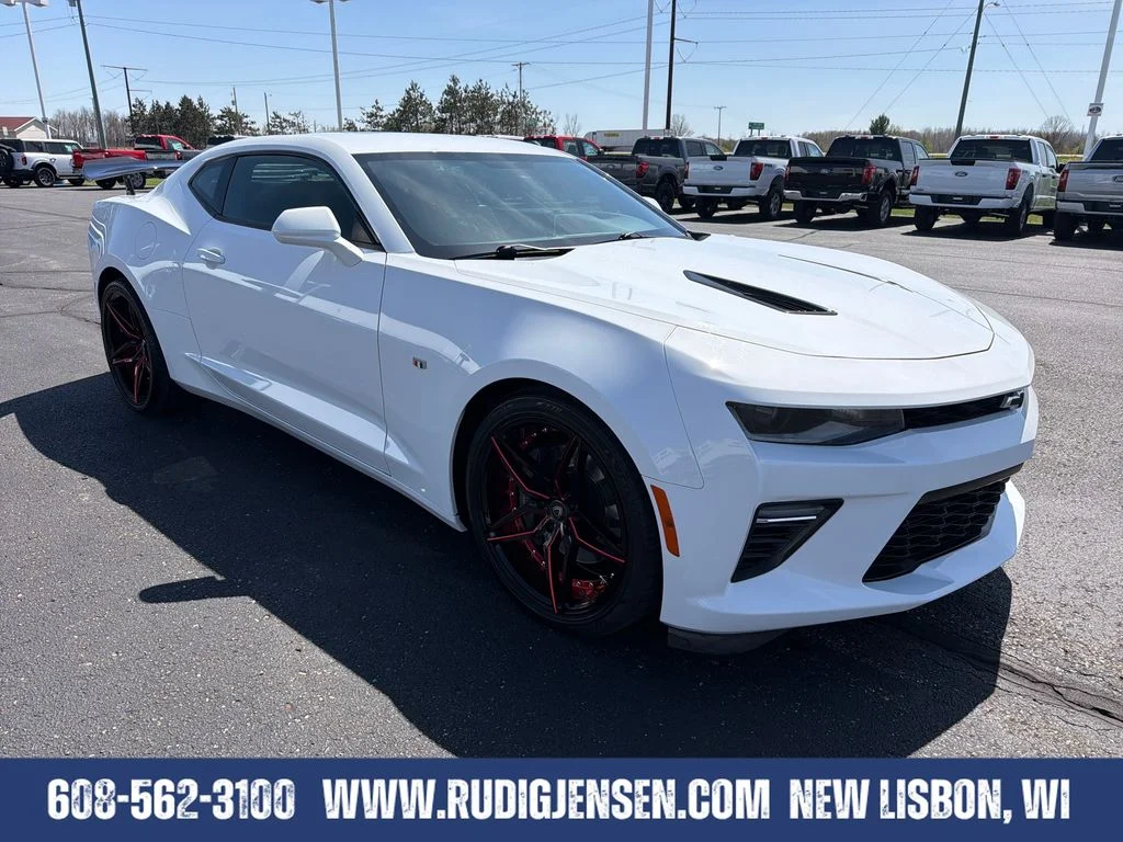 Used 2018 Summit White Chevrolet SS image 7