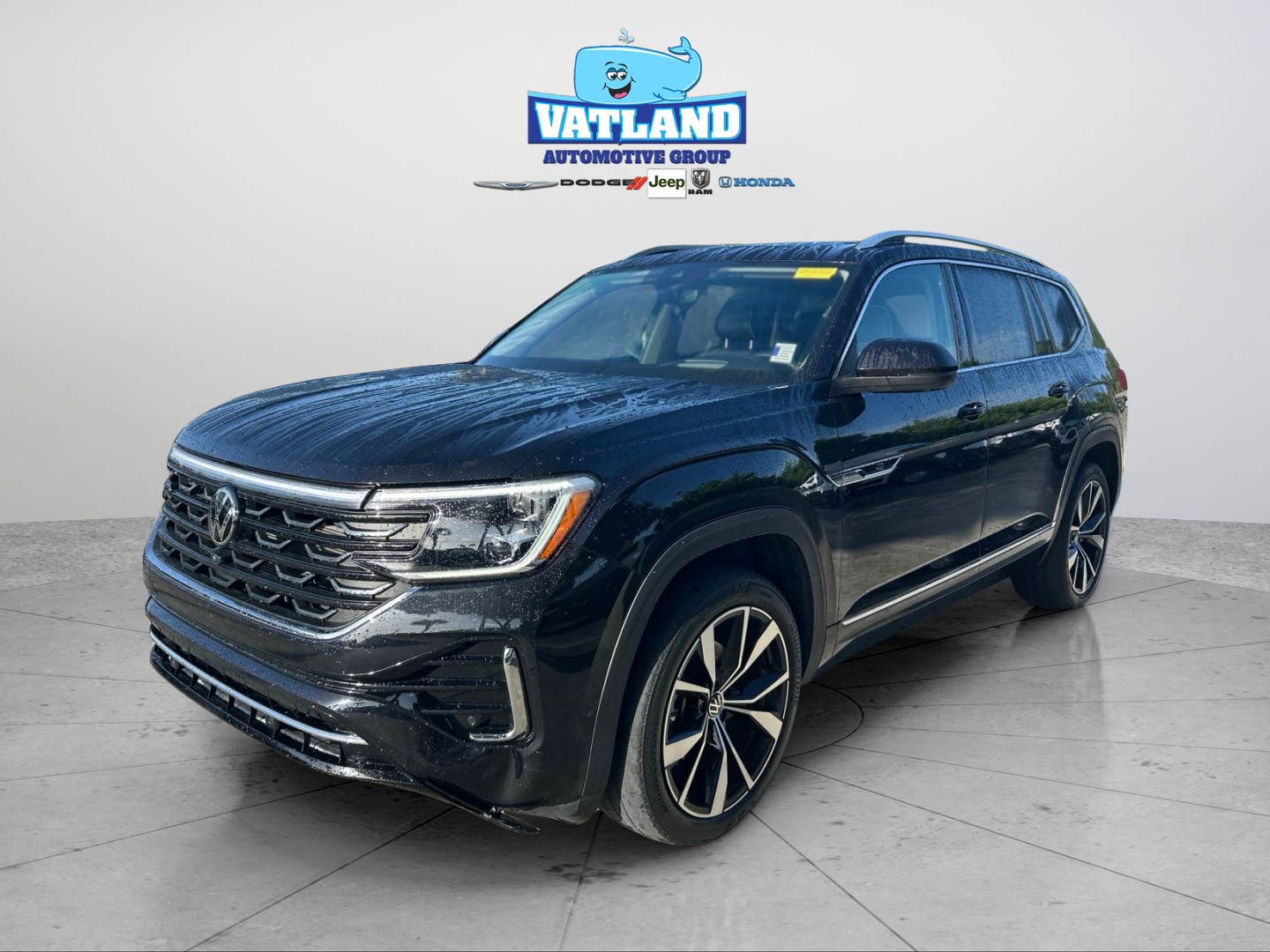 Used 2024 Black Volkswagen 2.0T SEL Premium R-Line image 1