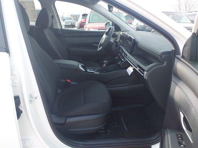 New 2026 White Pearl Hyundai SEL image 13