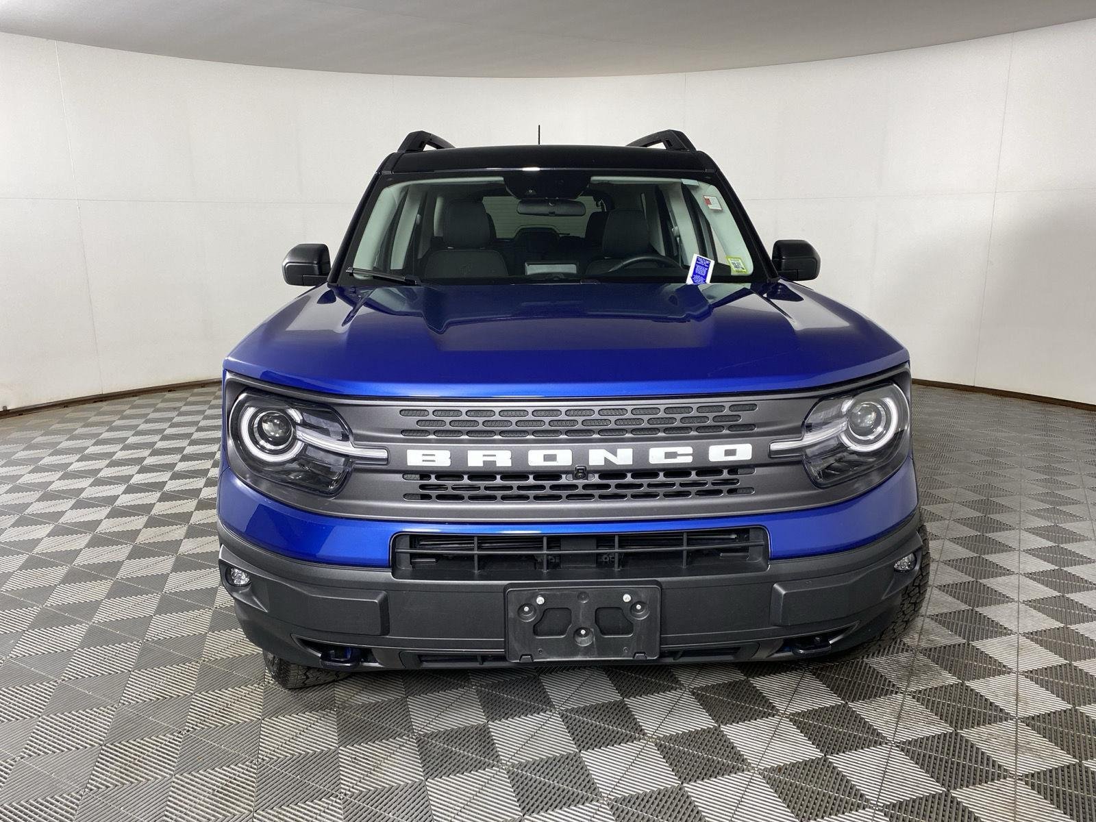 Used 2024 Atlas Blue Ford Badlands image 5
