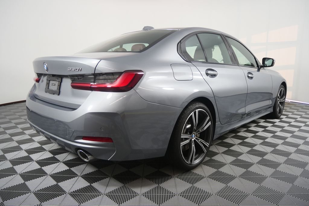 Certified Used 2023 Skyscraper Grey Metallic BMW 330i image 3