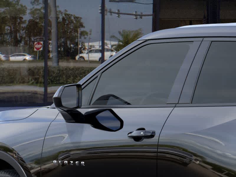 2025 Chevrolet Blazer 2LT - Photo 12