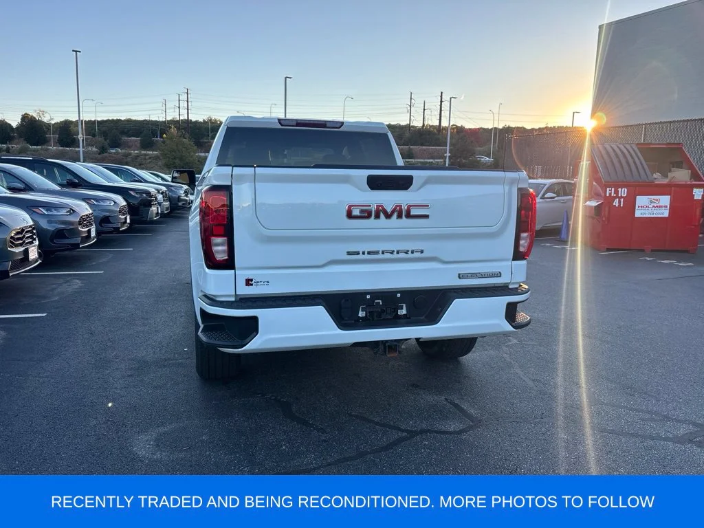 Used 2023 White GMC Elevation image 6