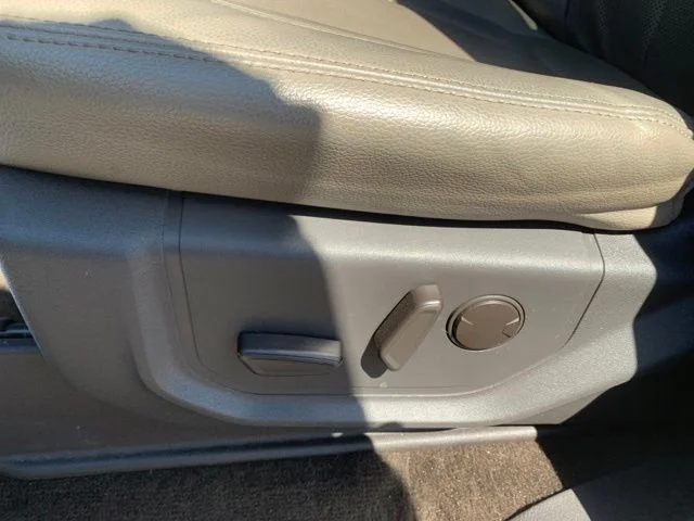 Used 2021 White Ford XLT image 12