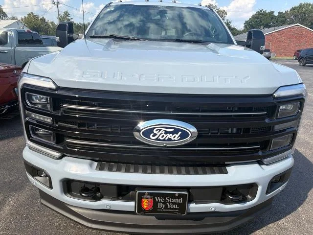 New 2027 Glacier Gray Metallic Tri-Coat Ford F-350® Platinum® image 39
