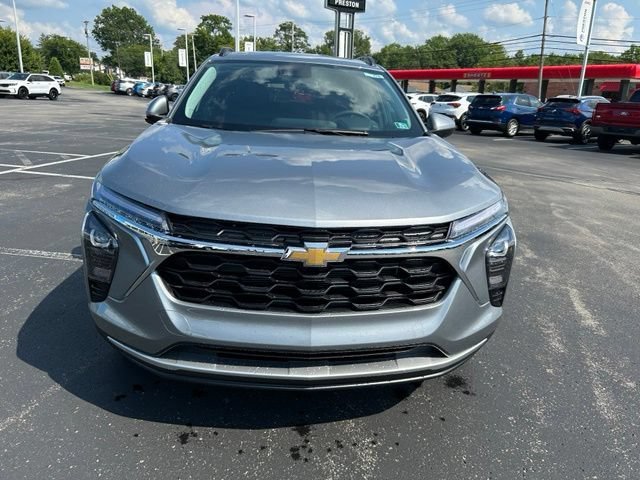 2026 Chevrolet Trax LT - Photo 2