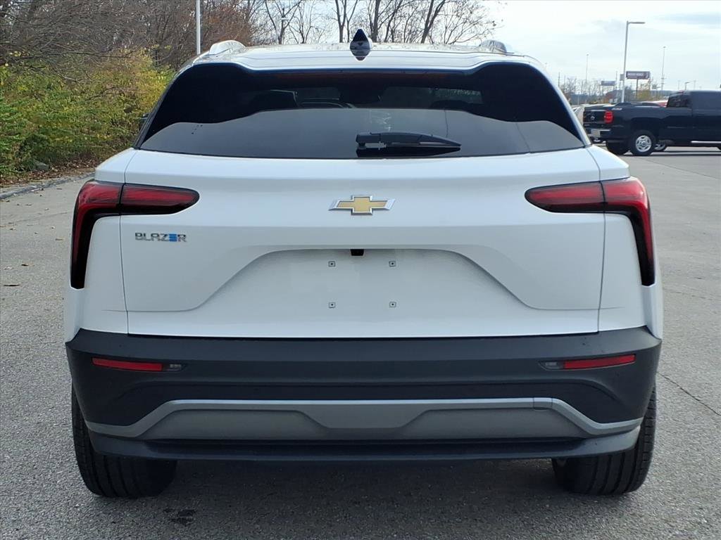 2026 Chevrolet Blazer EV LT - Photo 19